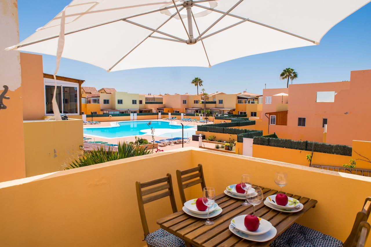 Delfines By Holidays Apartamento *